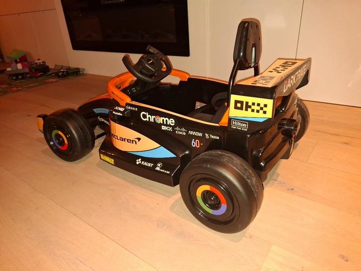 Kinderauto elektrisch F1 McLaren, Kinderen en Baby's, Speelgoed | Buiten | Accuvoertuigen, Zo goed als nieuw, Ophalen