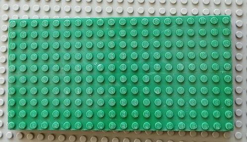 700eX (1) 1x groen Brick 10 x 20 without Bottom Tubes, with, Kinderen en Baby's, Speelgoed | Duplo en Lego, Gebruikt, Ophalen of Verzenden