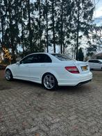 Mercedes-Benz C-Klasse 3.0 CDI C320 Sedan AUT 2009 Wit, Auto's, Achterwielaandrijving, 1800 kg, Diesel, Particulier