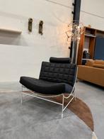 Nieuw Leolux Volare Fauteuils zwart wit design stoel leer, Huis en Inrichting, Fauteuils, Pode Evidence Eyye Design on Stock Artifort Montis