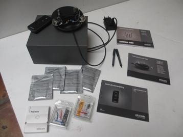 oticon Zircon 1 Minirite Gehoorapparaat compleet met oplader beschikbaar voor biedingen