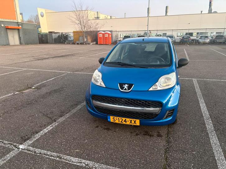 Peugeot 107 1.0 12V 5DR 2009 Blauw, Auto's, Peugeot, Particulier, Benzine, Hatchback, Handgeschakeld, Geïmporteerd, Blauw, Voorwielaandrijving