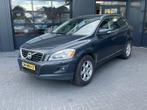 Volvo XC60 2.4D AWD Kinetic |NAP | AWD, Automaat, 1716 kg, Gebruikt, Leder en Stof