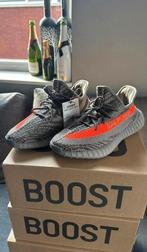 Yeezy 350 v2, Kleding | Dames, Schoenen, Nieuw, Grijs, Ophalen of Verzenden, Sneakers of Gympen