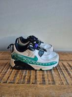 Nike sneakers schoenen trekkoord maat 23,5 (6,5) wit groen z, Schoentjes, Jongetje of Meisje, Ophalen of Verzenden, Zo goed als nieuw