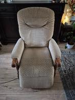 elektrische stoffen relaxstoel, Huis en Inrichting, Fauteuils, Ophalen, Hout, Gebruikt, 75 tot 100 cm
