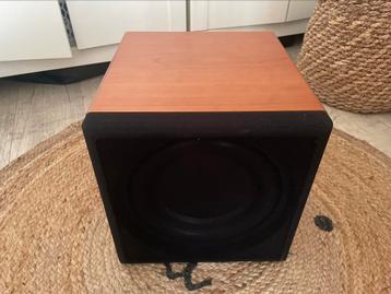 Rel Q201E Vintage Mosfet subwoofer 200W gaat zeer laag beschikbaar voor biedingen