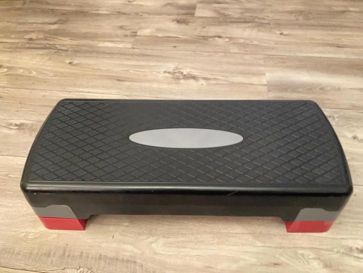 Stepboard step stepbank, Sport en Fitness, Fitnessmaterialen, Zo goed als nieuw, Stepbank, Ophalen of Verzenden