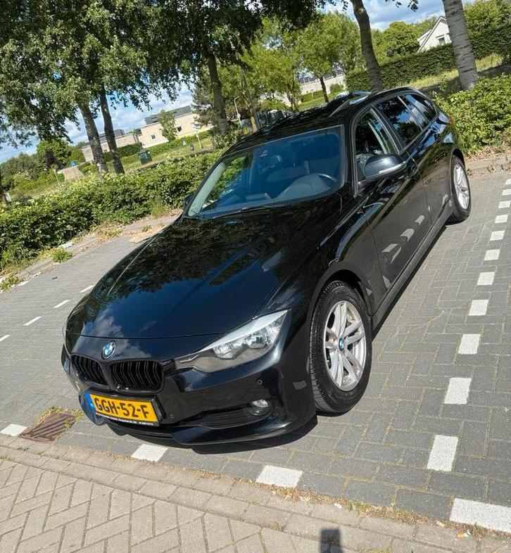 BMW 3-Serie 318d 143pk Aut 2014 Zwart, Auto's, BMW, Particulier, 3-Serie, Diesel, Euro 5, Stationwagon, Automaat, Geïmporteerd