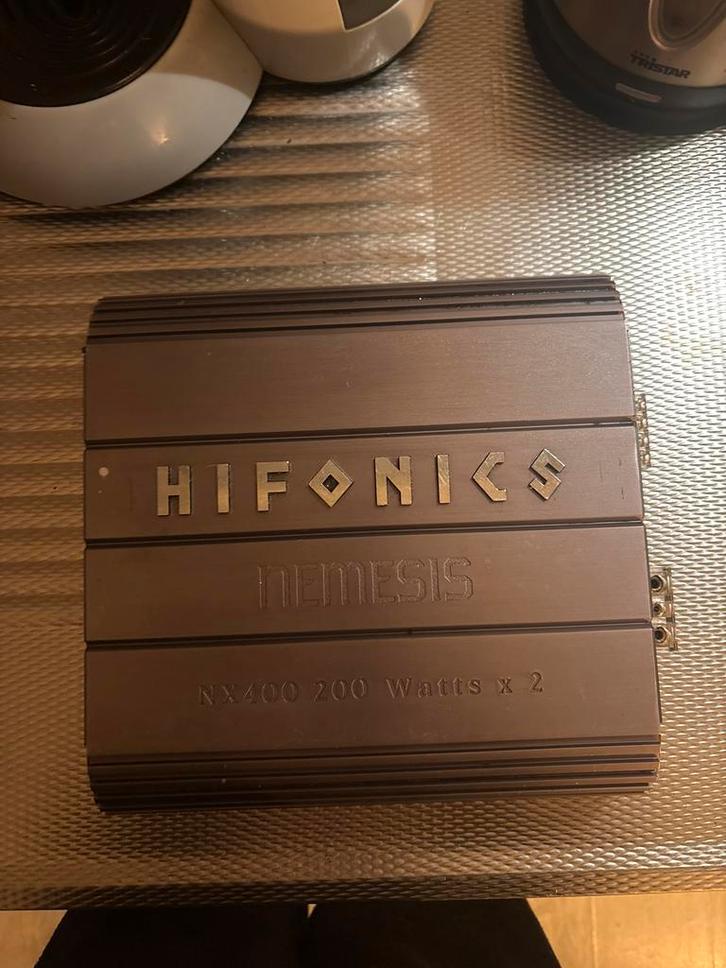 Hifonics Nemesis NX400 2x200W Auto Versterker, Auto diversen, Autospeakers, Zo goed als nieuw, Ophalen of Verzenden