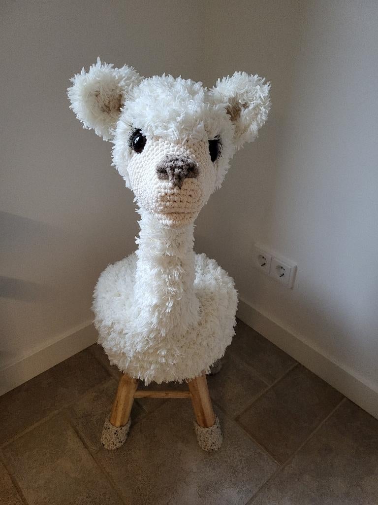 Nieuw gehaakt dierenkrukje Alpaca, Ophalen of Verzenden, Nieuw