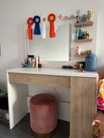 Leuke make-up / kaptafel met poef en verlichting, Ophalen, 100 tot 150 cm, 50 tot 100 cm, Zo goed als nieuw