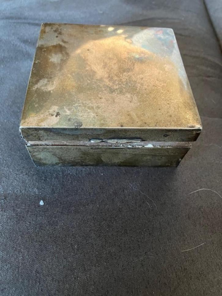 Zilveren doosje ca 15x15cm (V016B), Antiek en Kunst, Antiek | Goud en Zilver, Ophalen of Verzenden