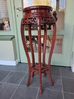 Chinese piedestal zuil plantentafel bewerkt hout., Huis en Inrichting, Tafels | Bijzettafels, Ophalen, Minder dan 55 cm, Rond