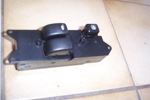 Linker raamschakelaar MITSUBISHI COLT HB   1995/2002, Auto-onderdelen, Dashboard en Schakelaars, Mitsubishi, Gebruikt, Ophalen of Verzenden