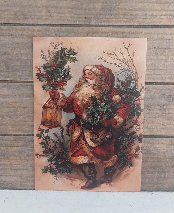 Vintage look kerst-kaart kerstman met lantaarn & hulst, Verzamelen, Ansichtkaarten | Themakaarten, Ongelopen, 1980 tot heden, Feest(dag)