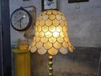 XL Jaren 70 Design Vloer Lamp Capiz Schelpen Parelmoer Goud, Huis en Inrichting, Lampen | Vloerlampen, Gebruikt, Overige materialen