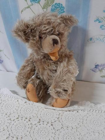 Beer teddybeer van Hermann beschikbaar voor biedingen