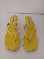 Steve Madden gele slippers met hakjes mt.38  *NIEUW*, Geel, Steve Madden, Nieuw, Ophalen