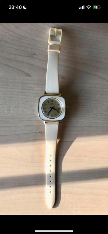 Prachtig vintage designerhorloge uit de jaren 70 beschikbaar voor biedingen
