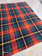 Prachtige geruite wollen plaid met franje 160x140 cm, Huis en Inrichting, Woonaccessoires | Plaids en Woondekens, Ophalen of Verzenden