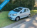 Toyota Aygo 1.0 12v VVT-i +| NAP| APK| Elek. Ramen| Alu velg, Voorwielaandrijving, Stof, Gebruikt, Zwart