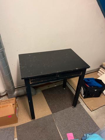 Klein bureau/tafeltje - Opknapper - Houten beschikbaar voor biedingen