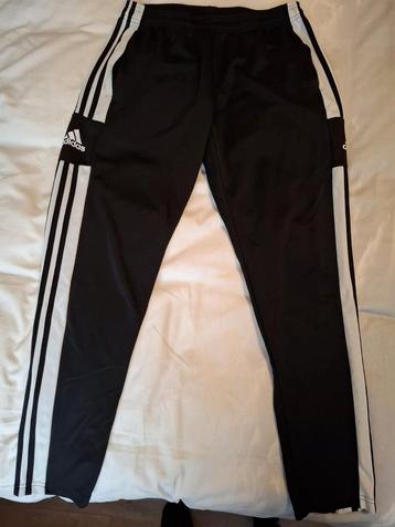 Adidas sportbroek  beschikbaar voor biedingen