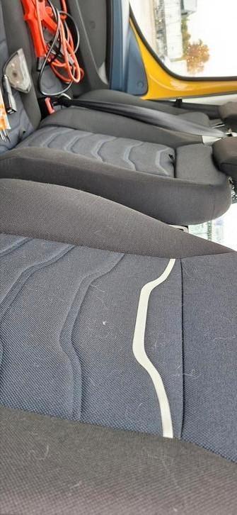 Iveco auto transporter 1 sleutel  0645151555 aluminium  bak, Auto's, Bestelauto's, Particulier, 360° camera, ABS, Airbags, Airconditioning