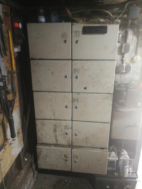Vintage locker kast metaal, elk deur afsluitbaar, 150x 75 cm, Huis en Inrichting, Kasten | Lockerkasten, Gebruikt, Ophalen of Verzenden
