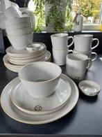 Mooi 22 delig servies Zusss, Ophalen of Verzenden, Overige stijlen, Compleet servies