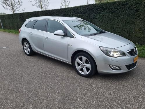 Opel Astra 1.4 Turbo 103KW 5D  2011 Grijs, Auto's, Opel, Particulier, Astra, ABS, Airbags, Airconditioning, Bochtverlichting, Centrale vergrendeling