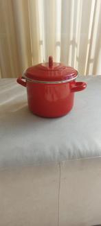 Rode emaille soeppan, Huis en Inrichting, Keuken | Potten en Pannen, Overige materialen, Overige typen, Nieuw, Ophalen of Verzenden