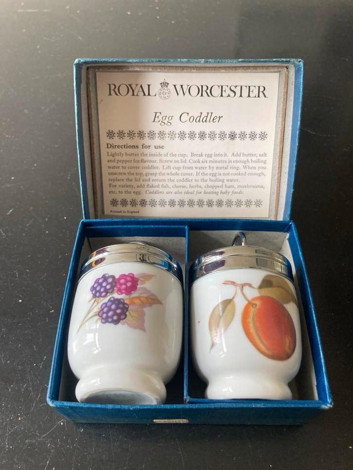 Royal Worcester Evesham Egg Coddlers Set, Antiek en Kunst, Antiek | Porselein, Ophalen of Verzenden
