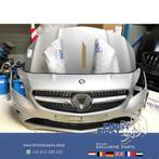 W117 CLA VOORKOP ONDERDELEN Origineel Mercedes ZILVER GRIJS, Gebruikt, Voor, Mercedes-Benz, Ophalen of Verzenden