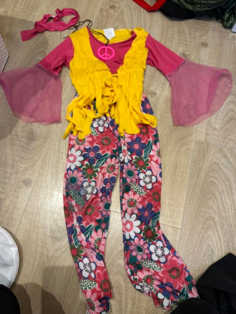 Carnaval hippie outfit maat 7-8 jaar, Kinderen en Baby's, Ophalen, Zo goed als nieuw, 146 t/m 152, Meisje