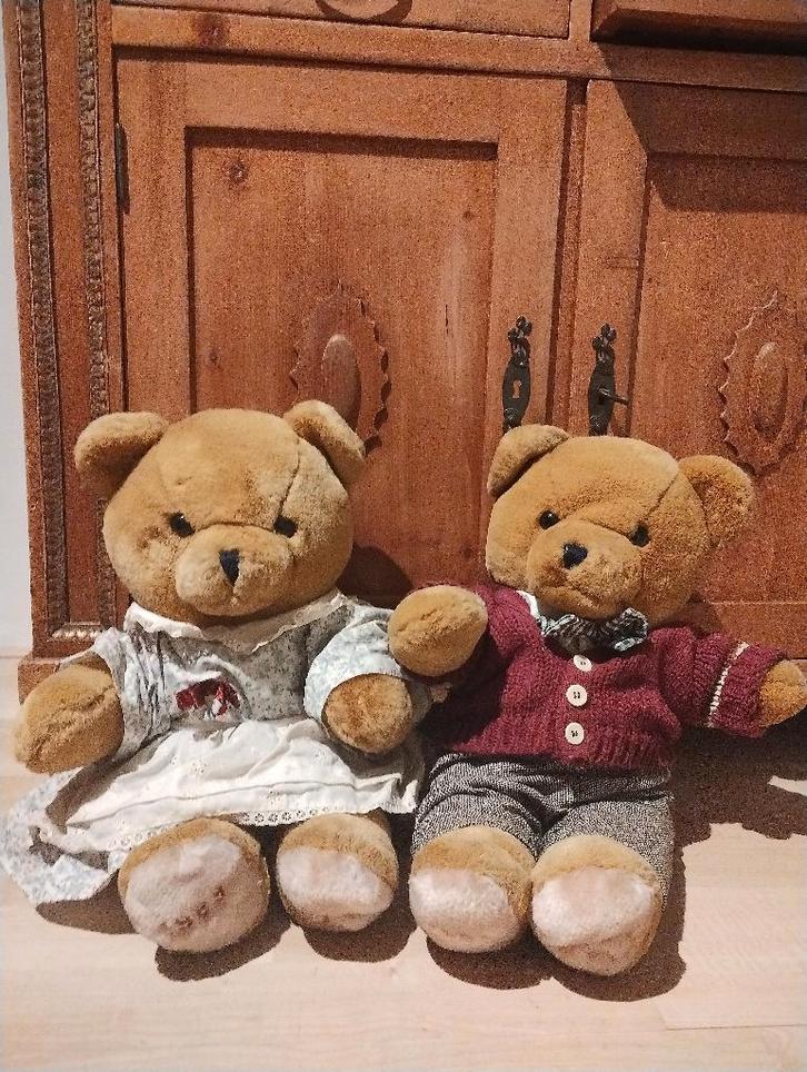 Beer Bob en Sabine  De Beijenkorf collectors items 1989, Verzamelen, Beren en Cherished Teddies, Zo goed als nieuw, Stoffen beer