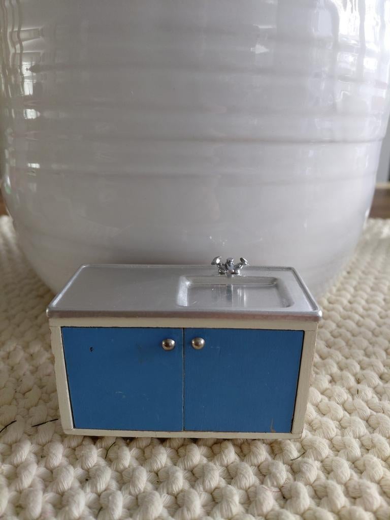 Vintage lundby aanrecht 1.16, Ophalen of Verzenden, Gebruikt, Poppenhuis