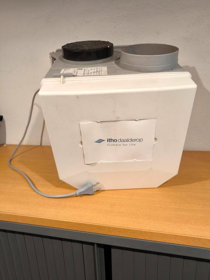 Itho Daalderop Ventilatiebox met Sensor & Afstandsbediening, Doe-het-zelf en Verbouw, Ventilatie en Afzuiging, Ophalen