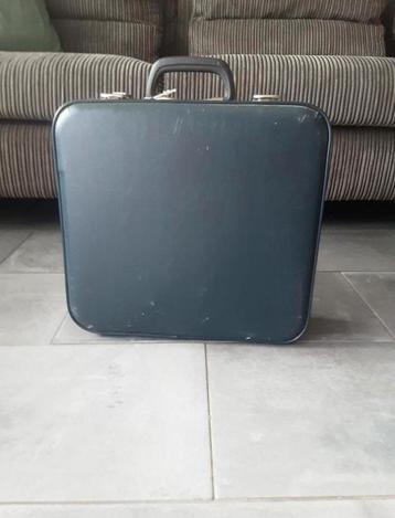 Oude KLM koffer met sleutel uit jaren 60-70. beschikbaar voor biedingen