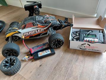 Traxxas Rustler bestuurbare auto beschikbaar voor biedingen