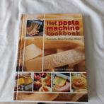 Het Pasta Machine Kookboek - Gabriella Mari Cristina Blasi, Italië, Overige typen, Ophalen of Verzenden, Zo goed als nieuw