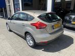 Ford Focus 1.0 Trend NAVI/AIRCO/CRUISE/NL AUTO/NW APK, 65 €/maand, 101 pk, Gebruikt, Euro 6