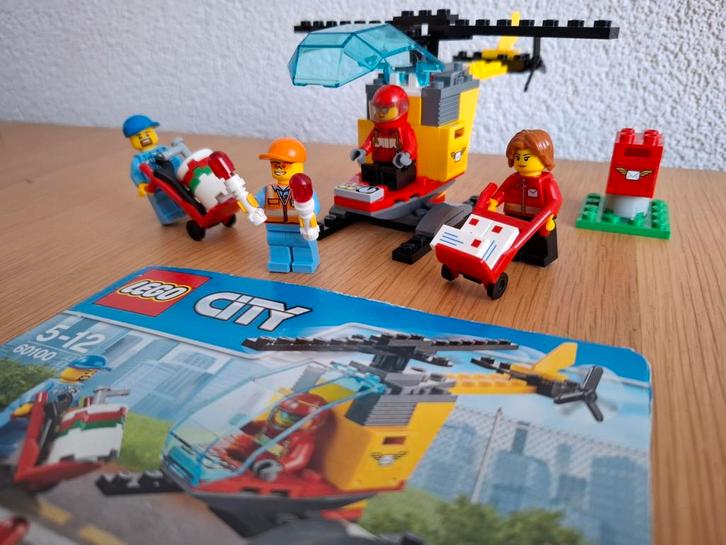 Lego City 60100 Luchthaven Service, Kinderen en Baby's, Speelgoed | Duplo en Lego, Zo goed als nieuw, Lego, Complete set, Ophalen of Verzenden