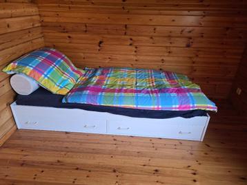 TIENERBED 90x200cm beschikbaar voor biedingen
