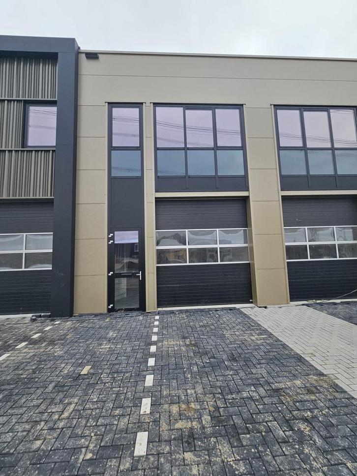 Nieuw bedrijfsruimte Heinenoord, Doe-het-zelf en Verbouw, Rolluiken, 200 cm of meer, Wit, Ophalen of Verzenden