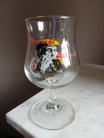 Speciaalbierglas bokaal 'd'n bieroloog' beschikbaar voor biedingen