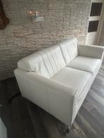 2 Henders & Hazel leren banken op RVS pootjes, Huis en Inrichting, Banken | Bankstellen, Ophalen, Zo goed als nieuw, Rechte bank