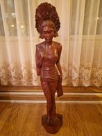 Indonesische dame houtsnijwerk, Antiek en Kunst, Kunst | Beelden en Houtsnijwerken, Ophalen of Verzenden