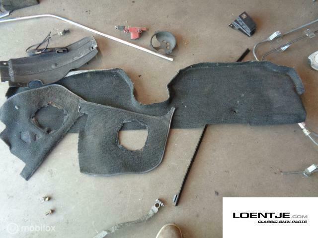 bekleding a stijl onderin en achterbank bmw e30 315i 320i et, Auto-onderdelen, Interieur en Bekleding, BMW, Gebruikt, Ophalen of Verzenden